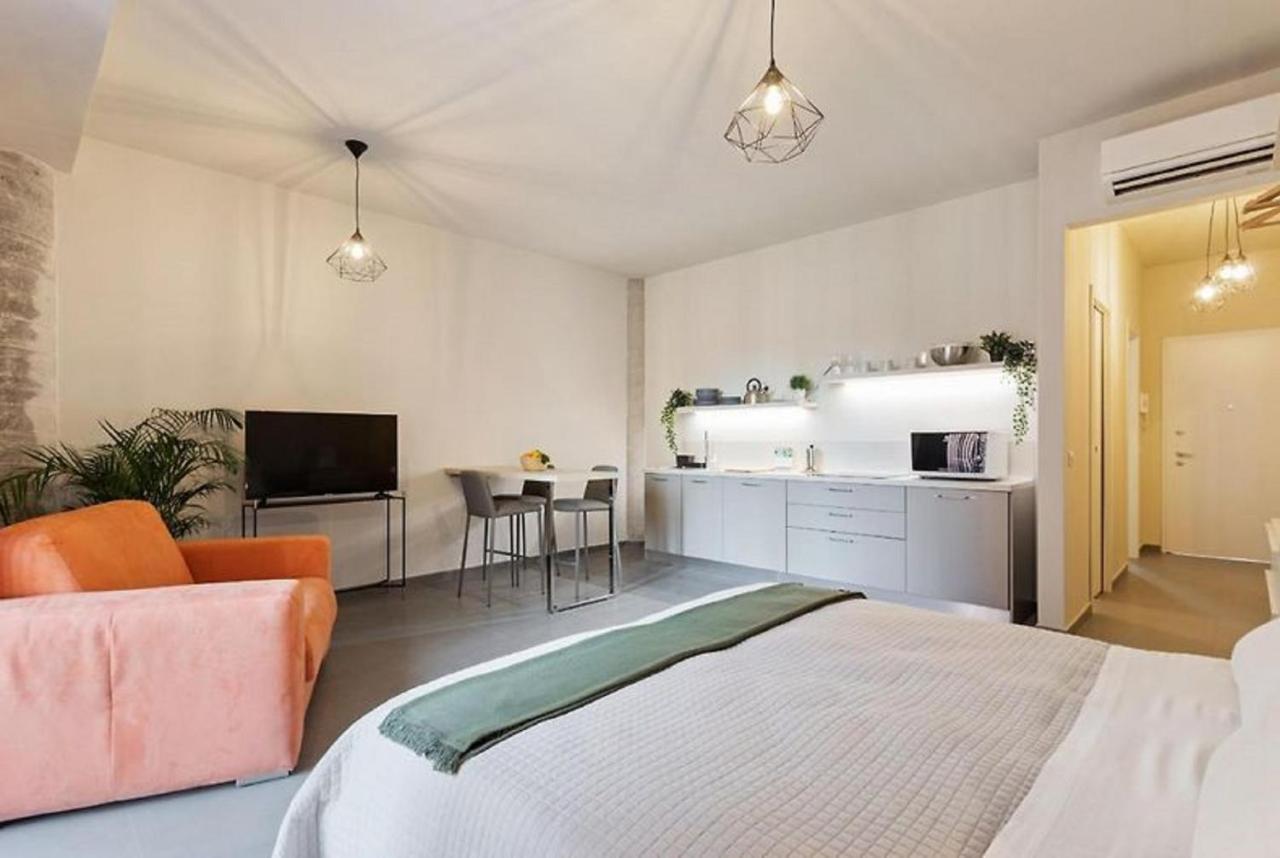 Etna Suite Design Apartments Catane Extérieur photo